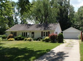 415 Bradley Dr, Jackson, MI 49201