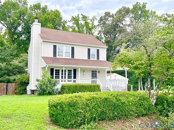 3rd image of 3809 Temple Ct