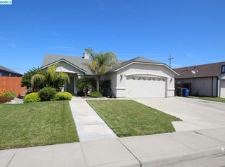 1202 Fetzer Ln, Oakley, CA 94561