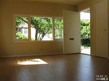 3rd image of 15 Belle Ave