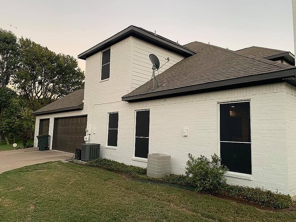 2nd image of 111 Oak Tree Dr
