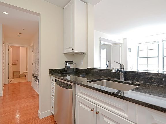 5th image of 15 Waltham St APT B-406