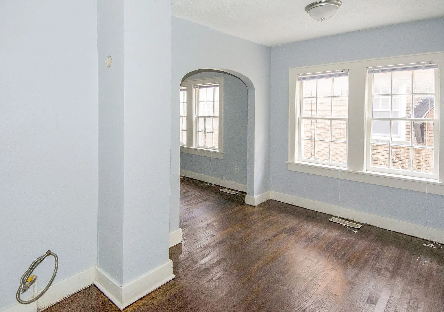 Super Cute Historical Property! Affordable And Cozy — Photo 4