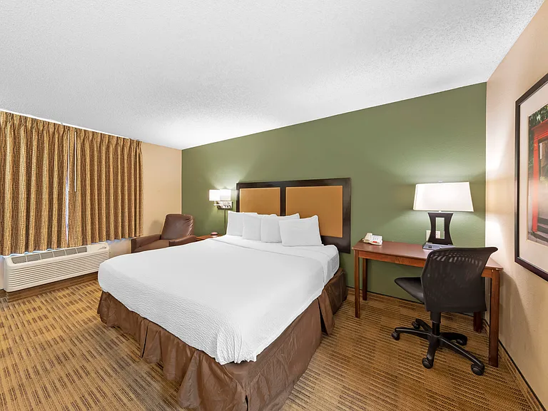 Studio Suite - 1 King Bed