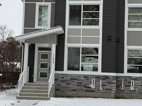 11927 123rd St NW, Edmonton, AB T5L 0J6