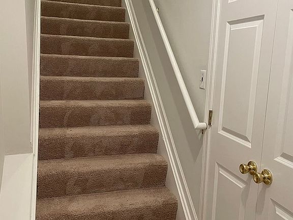 3rd image of 8209 N Annsbury Dr #3-6
