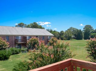 7722 Colonial Point Ln #16-B, Gloucester Pt, VA 23062