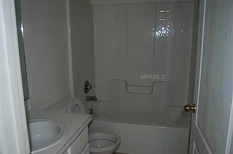 5th image of 137 Pacific Ave