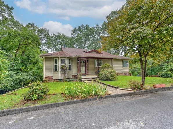 56 Morocco Dr, Rogers, AR 72756