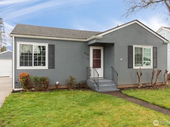 3032 Garfield Street, Longview, WA 98632