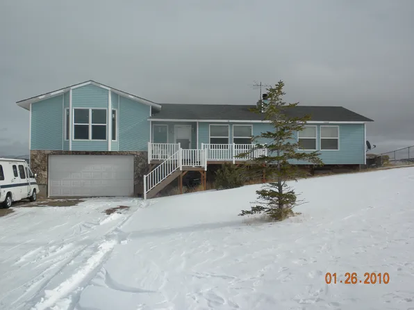 247 Loop Rd, Bear River, WY 82930