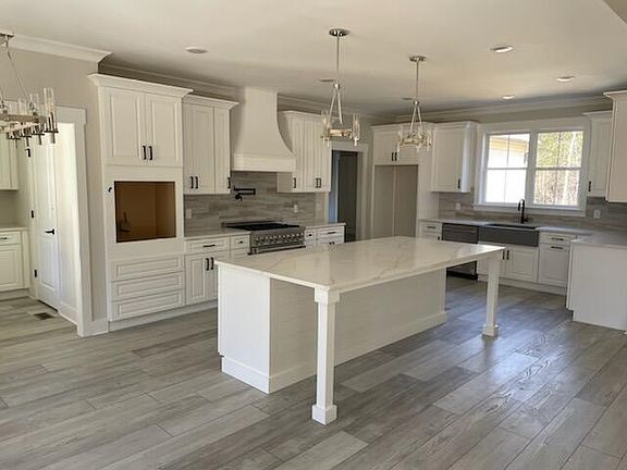 4th image of 10973 Lost Lake Cir #5