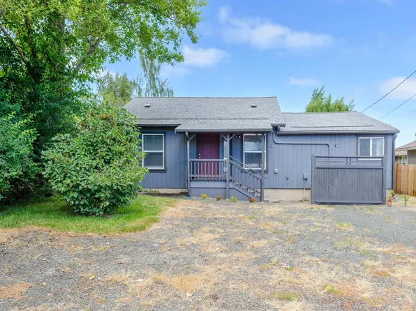1031 W Glenwood Dr, Pt Angeles, WA 98362