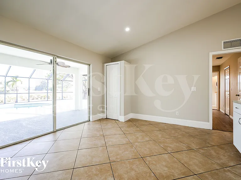 1822 NW Embers Ter — Photo 5