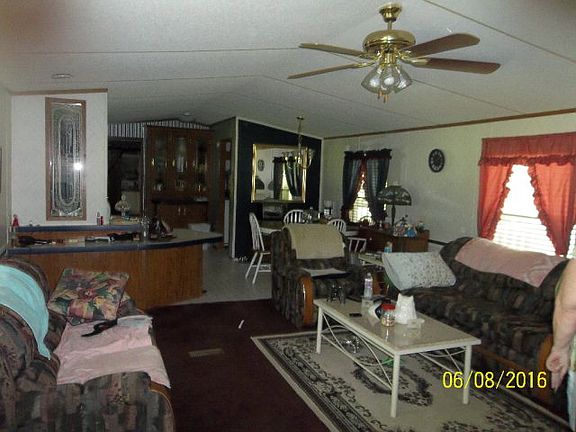 4th image of 23711 Goldenrod Ave