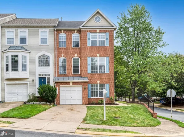 11417 Abner Ave, Fairfax, VA 22030