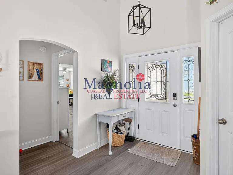 268 Scarlett Ln — Photo 5