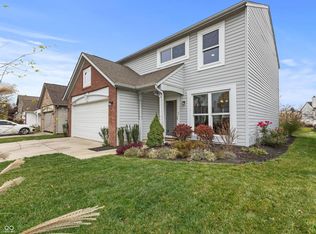 6751 Wimbledon Dr, Zionsville, IN 46077