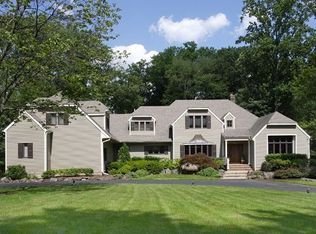 184 Sunlit Dr, Watchung, NJ 07069