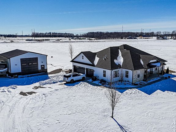 4th image of 25 Wildhorse Drive