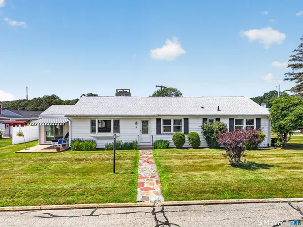 4 Race Rock Road, Waterford, CT 06385