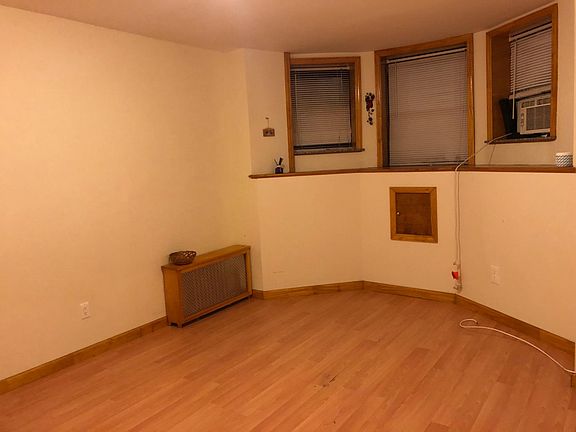 2nd image of 950 67th St #1