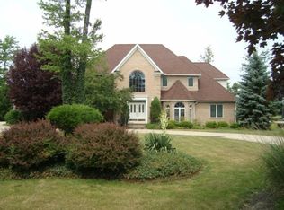 2494 Ginger Wren Rd, Pepper Pike, OH 44124