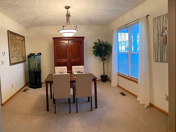 Formal dining room