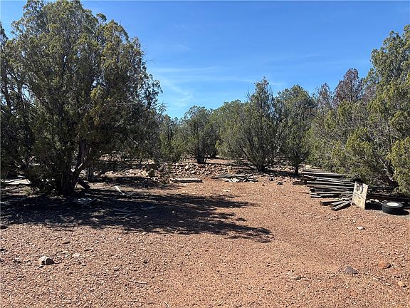 3rd image of 245 E Badger Ridge Rd