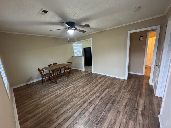 3016 S Yale St, Wichita, KS 67210