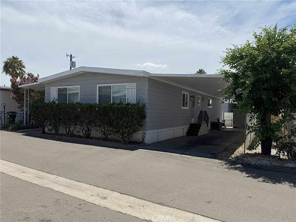 2nd image of 8801 Eton Ave Space 86