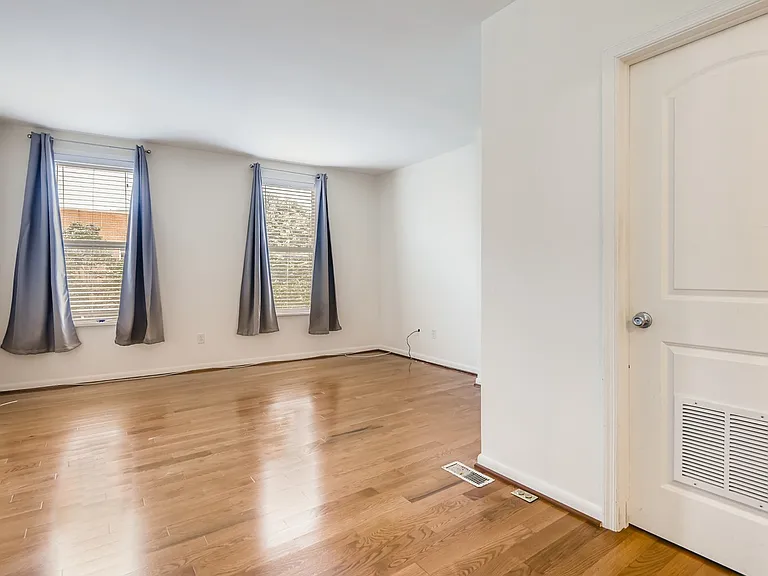 1127 S Hanover St — Photo 5