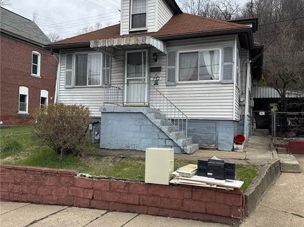 752 Middle Ave, Wilmerding, PA 15148
