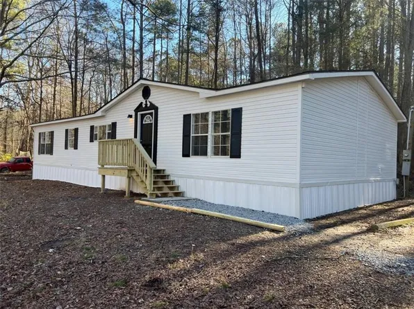 132 Loggins Ln #1, Commerce, GA 30529
