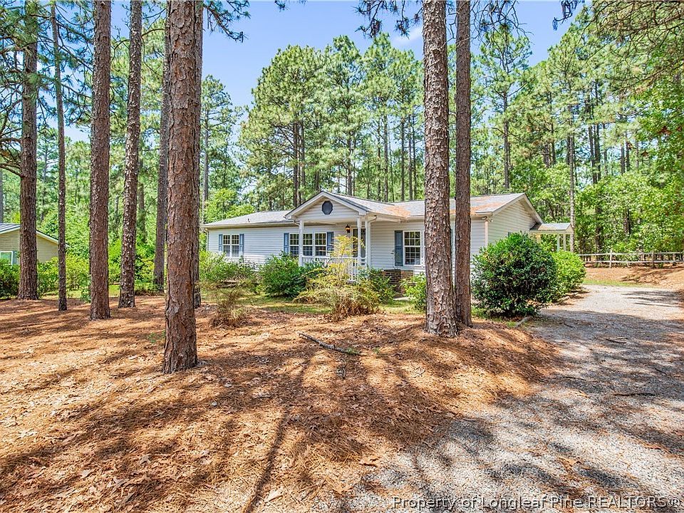 1st image of 387 Forest Dr