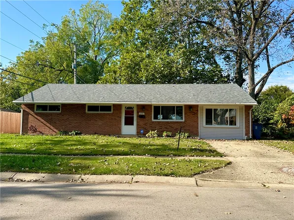6355 Chippingdon Dr, Dayton, OH 45424