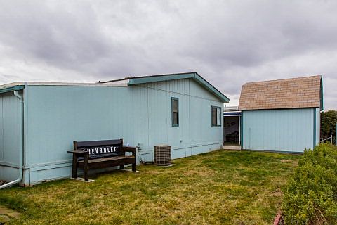 2nd image of 1328 Samuel Dr