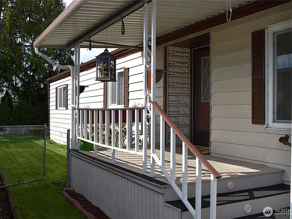 2nd image of 7508 47th Avenue NE #28