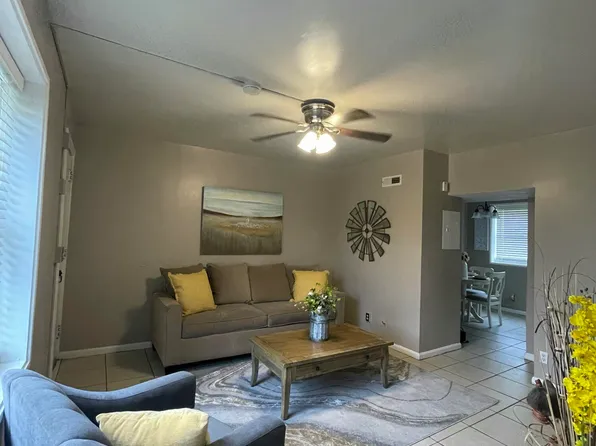 1802 La Salle Pl, Louisville, KY 40210