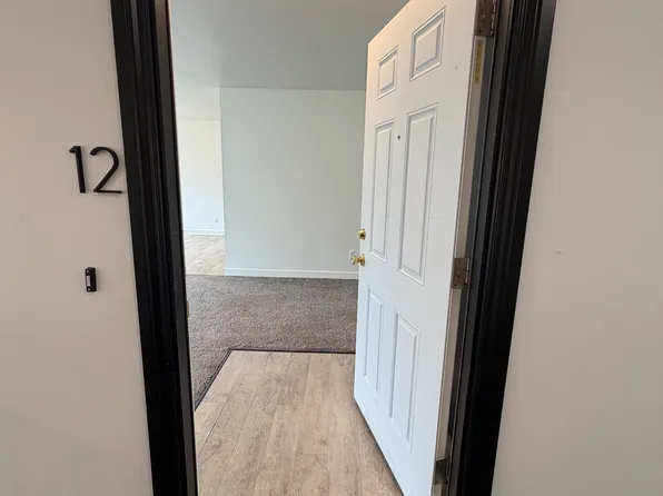 384 W Drahner Rd, Oxford, MI