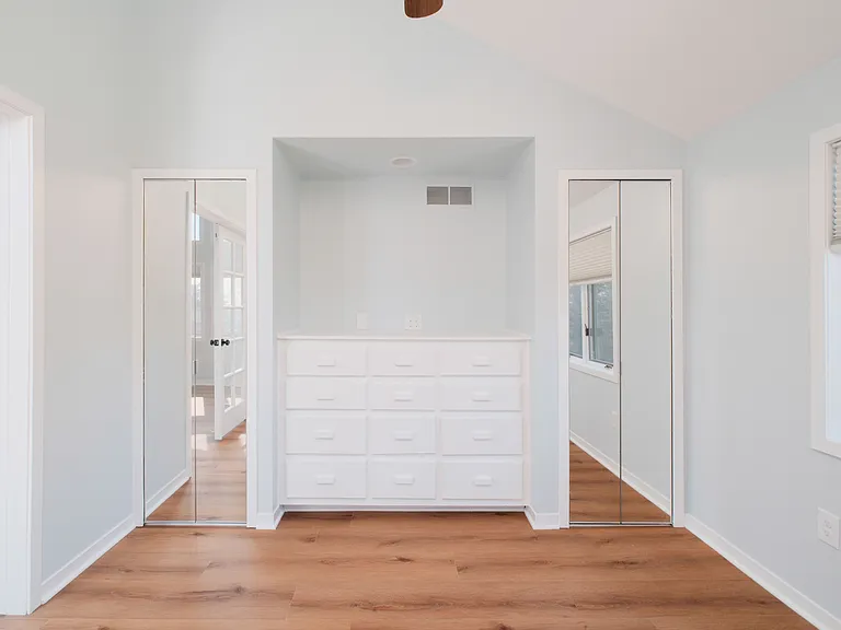 1083 N Livernois Rd — Photo 8