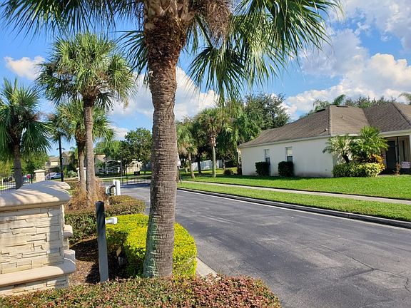 3rd image of 10136 Sandy Marsh Ln