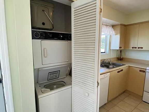 5th image of 400 Ocean Marina Dr #400