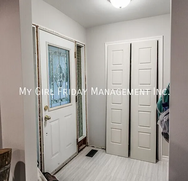 668 Highpoint Ave #1 — Photo 3
