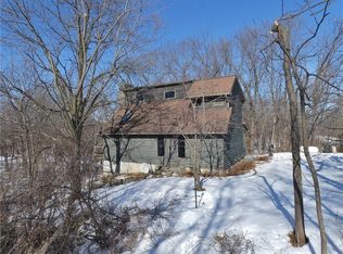 111 Lakeside Dr, Knoxville, IA 50138