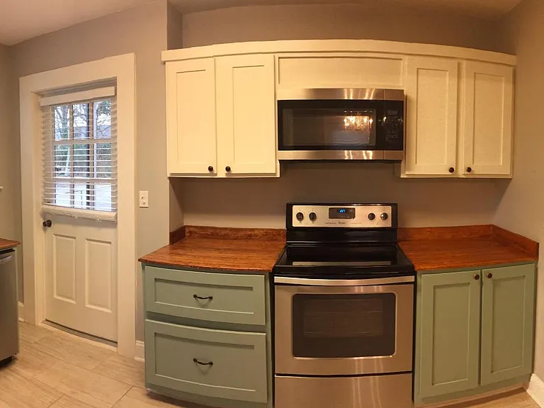 210 S Franklin Rd — Photo 5