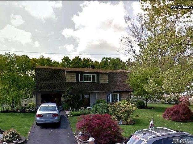 1st image of 27 Honeysuckle Ln