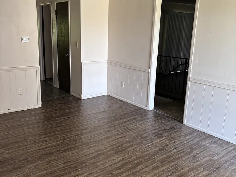 3120 S Pinecrest Ave — Photo 3