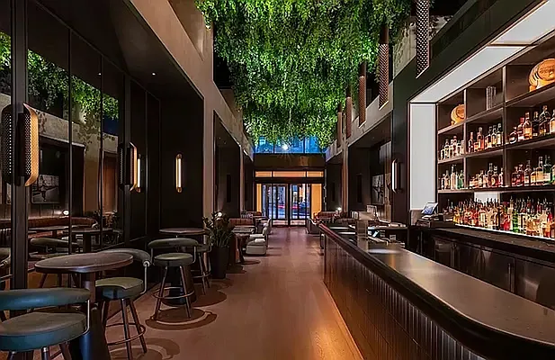 Rented by Gulia Wang, LREB | media 25