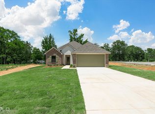 5870 Northwood Oaks, Shreveport, LA 71107